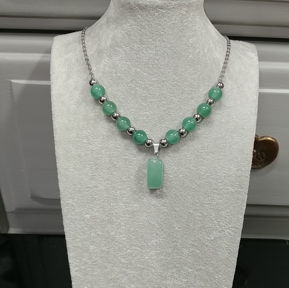 Green Aventurine Necklace Natural Gemstone Crystal Pendant Stainless-Steel Chain - Picture 13 of 15